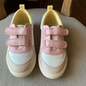 Cat & Jack multicolor toddler girl sneaker. Size 10